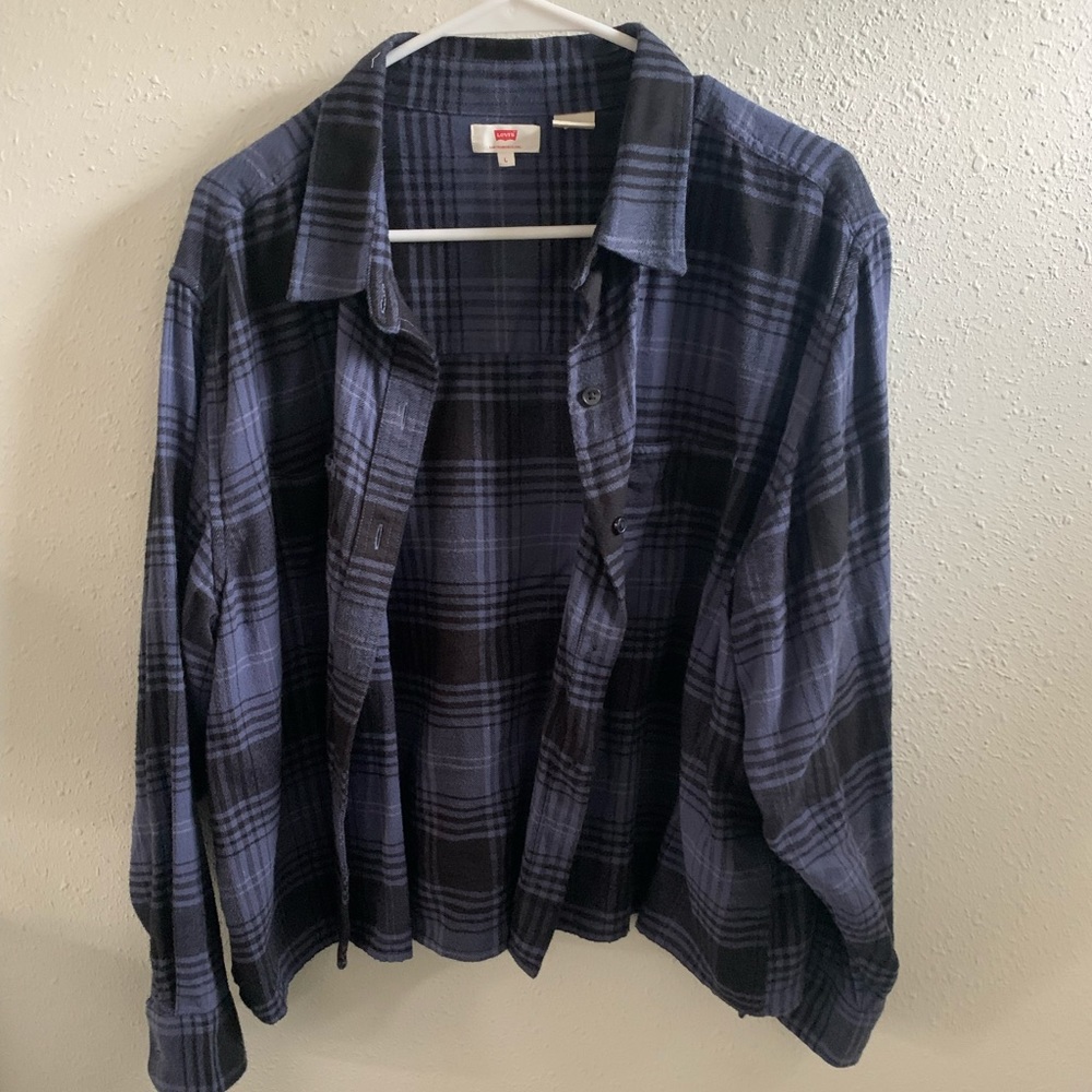 Levis Women’s Flannel Shirt